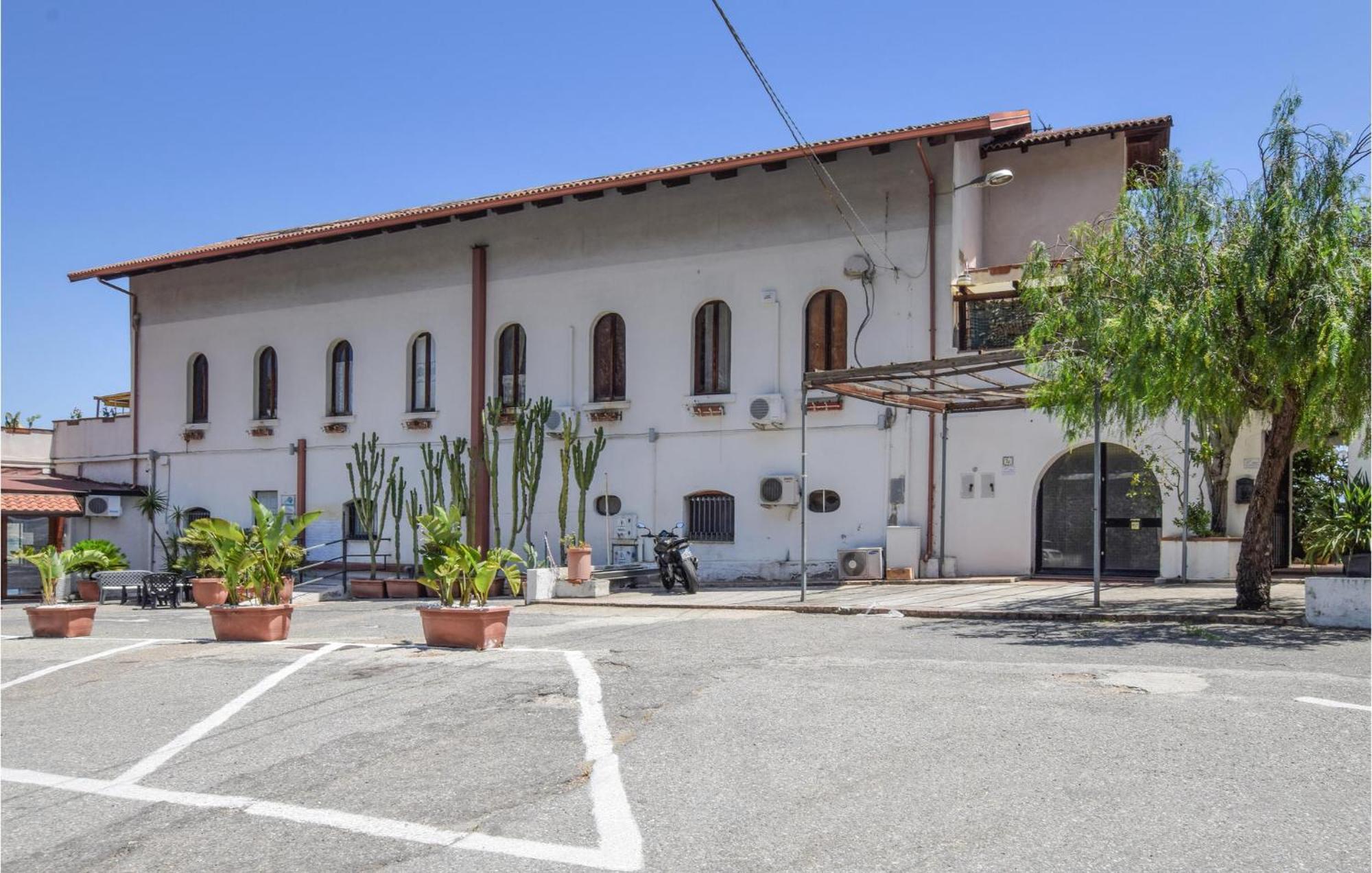 Villa Santa Marina Polistena ภายนอก รูปภาพ