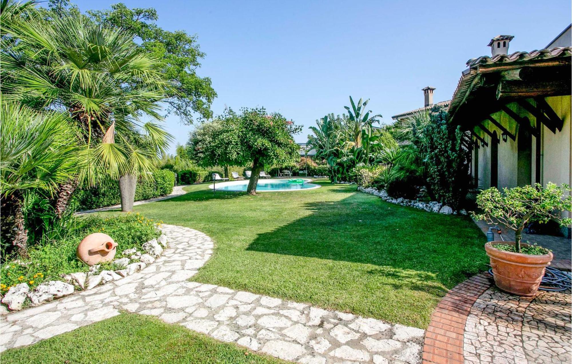 Villa Santa Marina Polistena ภายนอก รูปภาพ